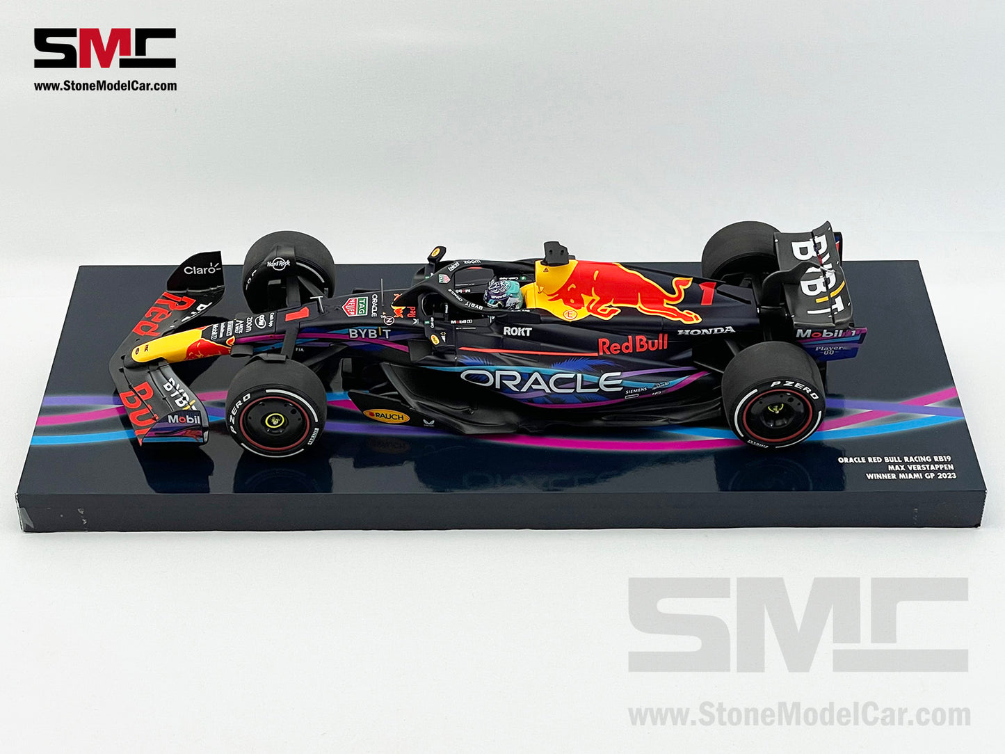 Red Bull F1 RB19 #1 Max Verstappen Winner US Miami GP 2023 World Champion 1:18 MINICHAMPS Gift