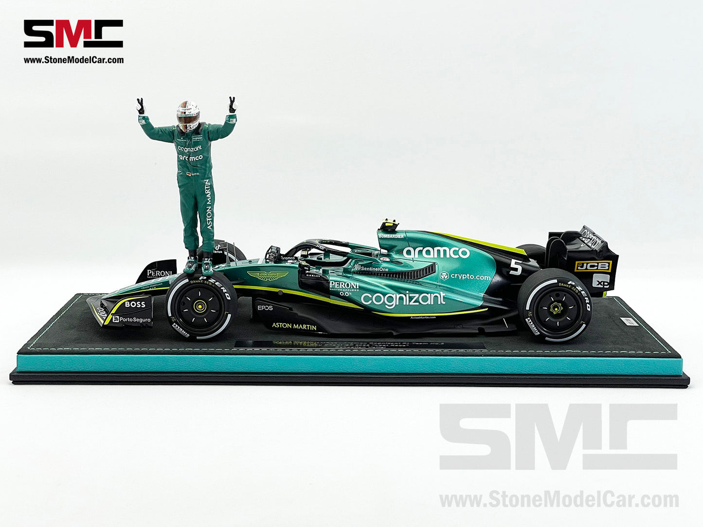 Aston Martin F1 AMR22 #5 Sebastian Vettel Abu Dhabi GP 2022 Last Race Spark 1:18 Special Figure Edition