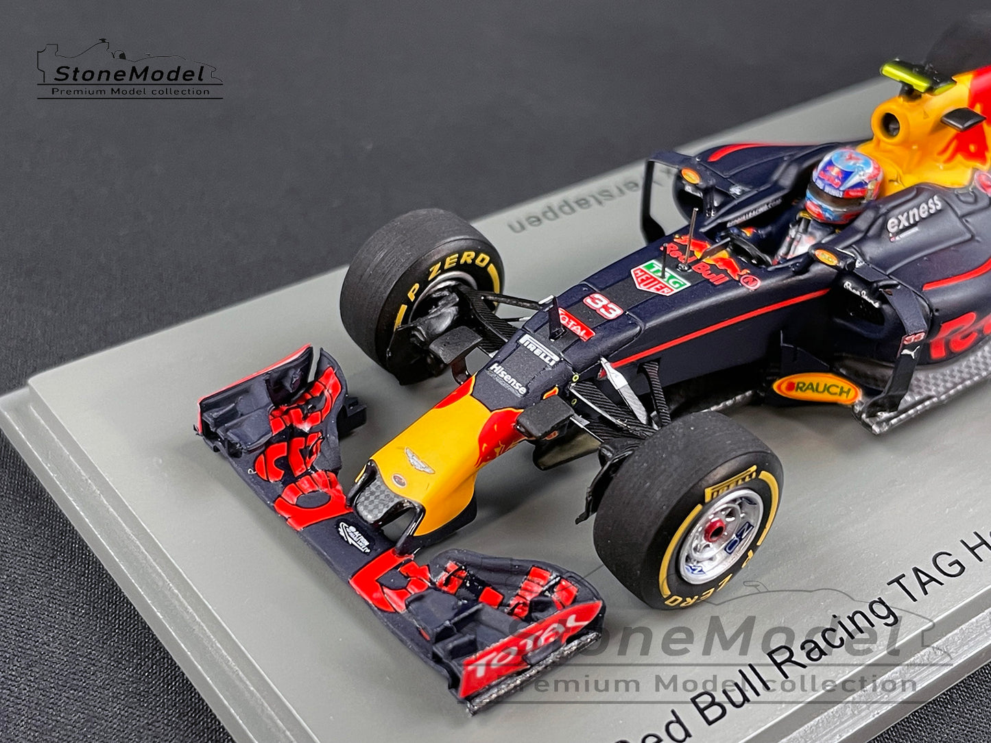 Red Bull F1 RB12 #33 Max Verstappen 1st Career Win Spanish 2016 1:43 Spark S5019