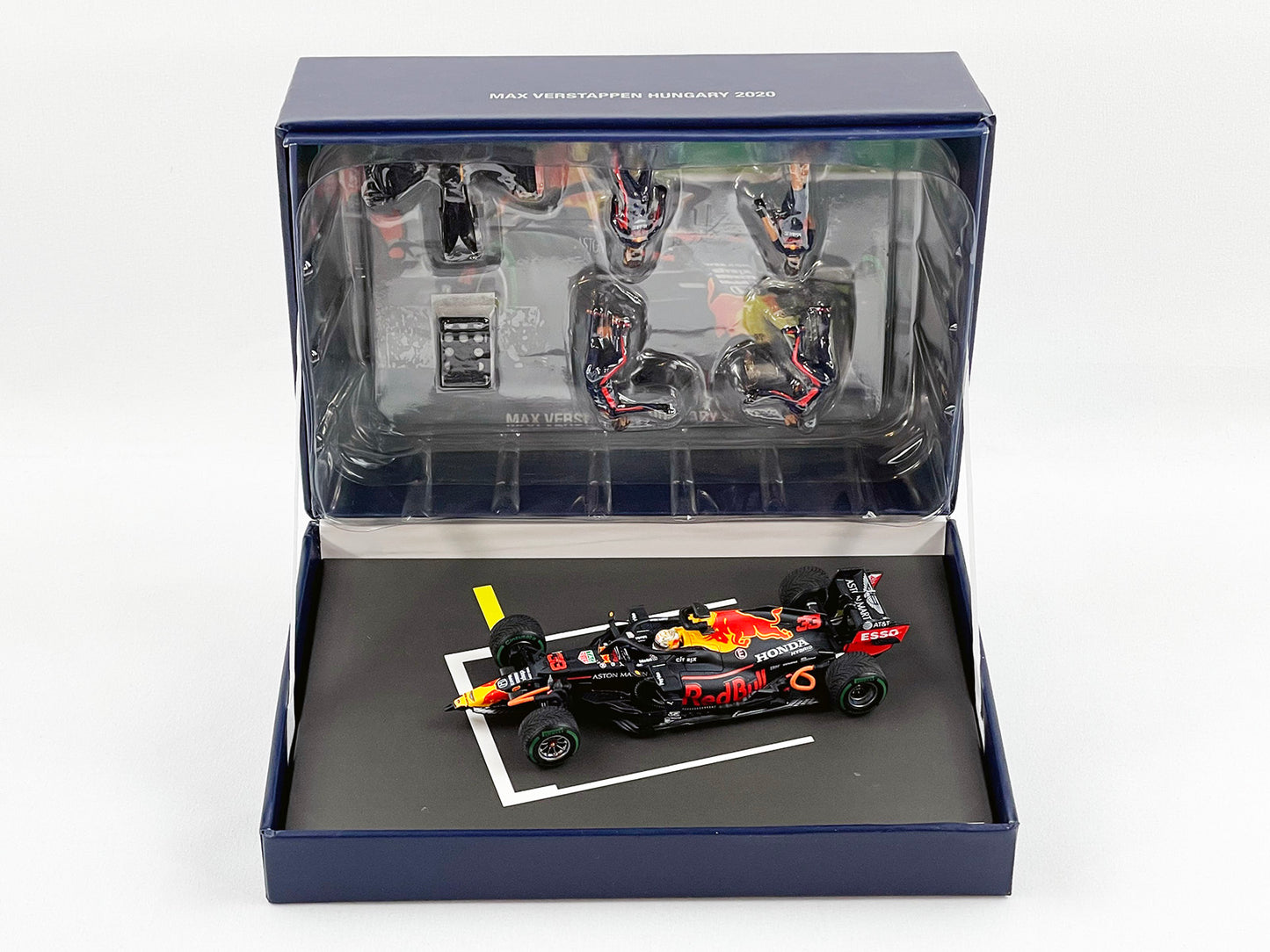 Red Bull F1 RB16 #33 Max Verstappen Hungary GP 2020 P2 1:43 Spark with Figure