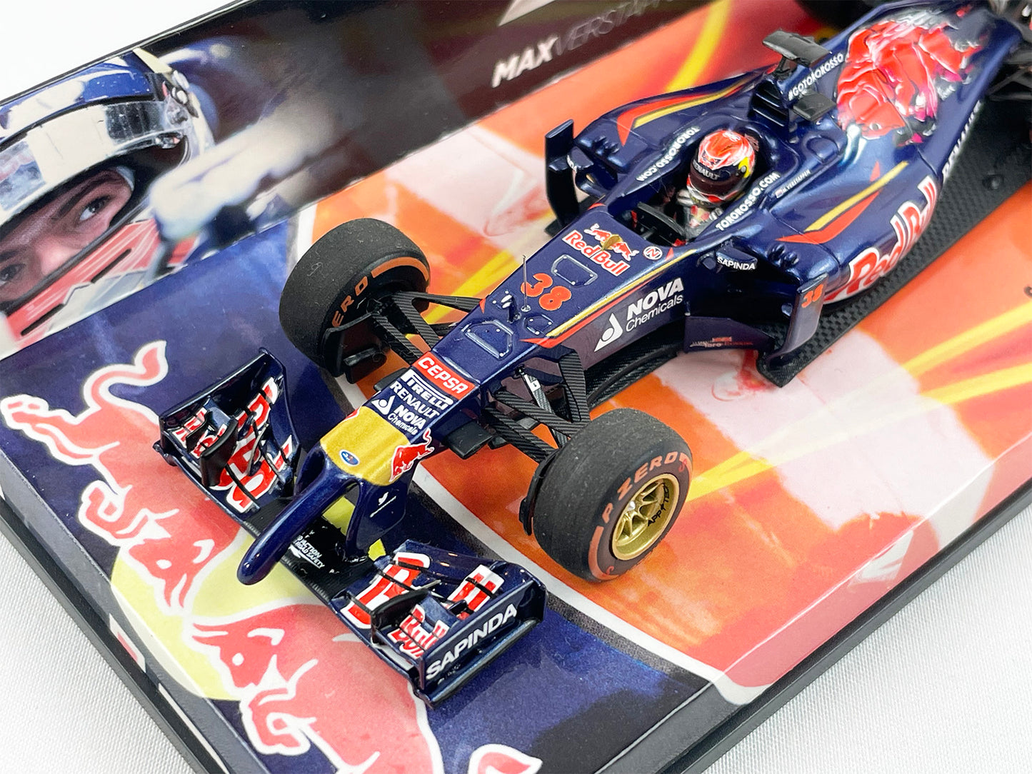Scuderia Toro Rosso F1 STR9 Max Verstappen Japan 2014 Practice 1 1:43 MINICHAMPS