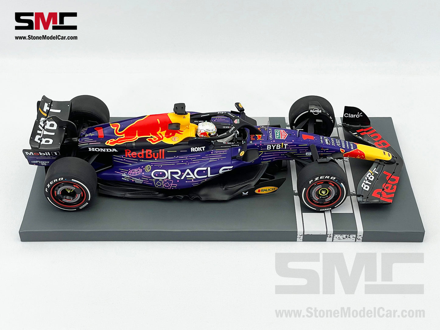 Red Bull F1 RB19 #1 Max Verstappen Winner US Las Vegas GP 2023 World Champion 1:18 MINICHAMPS