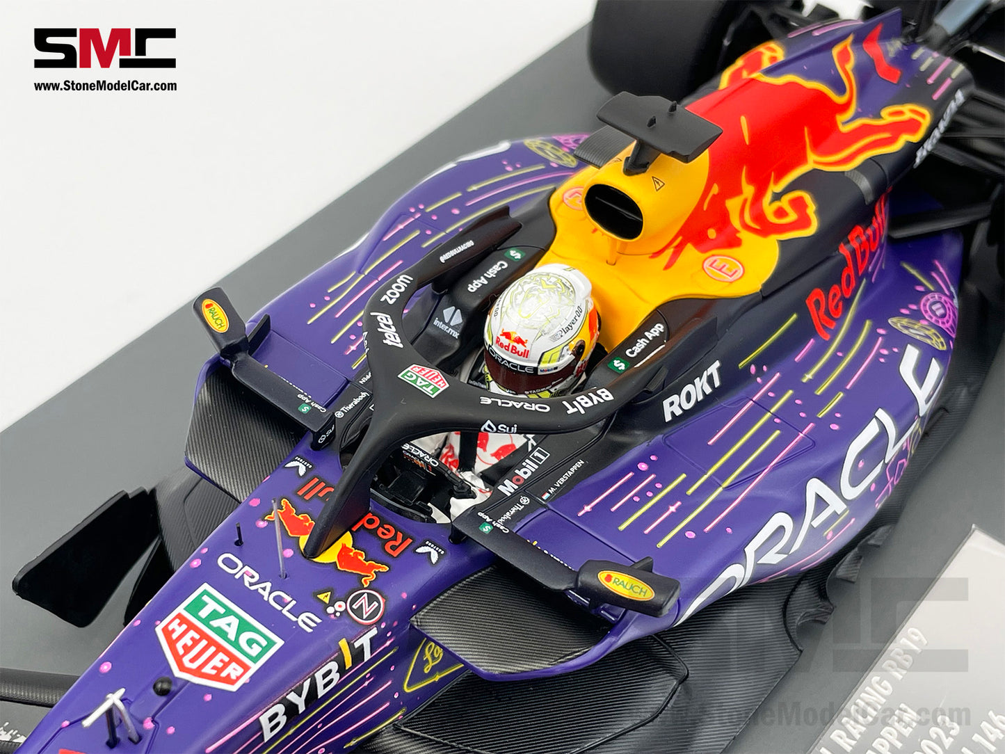 Red Bull F1 RB19 #1 Max Verstappen Winner US Las Vegas GP 2023 World Champion 1:18 MINICHAMPS