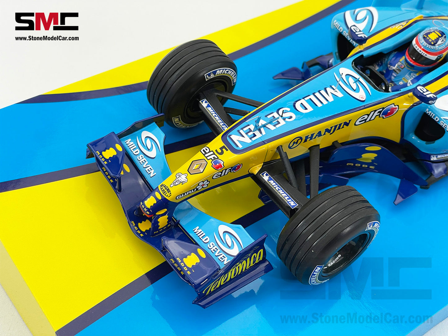 Renault F1 R25 #5 Fernando Alonso Brazil GP 2005 World Champion 1:18 MINICHAMPS Resin Edition Gift Box