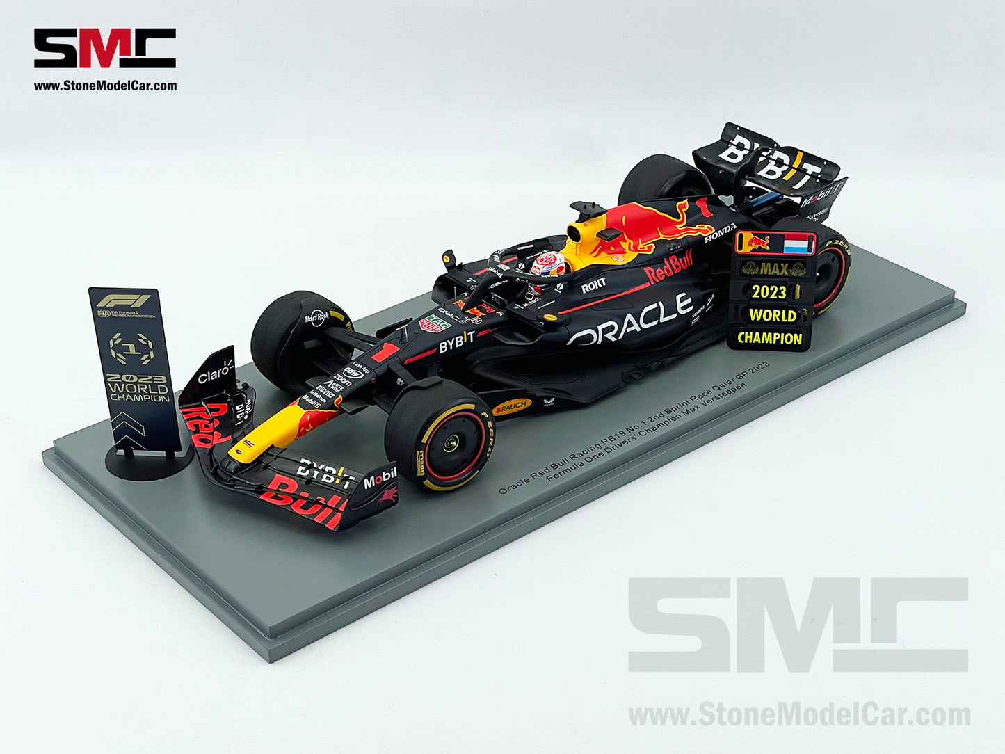 Red Bull F1 RB19 #1 Max Verstappen Winner Qatar GP 2023 World Champion Spark 1:18 18S909