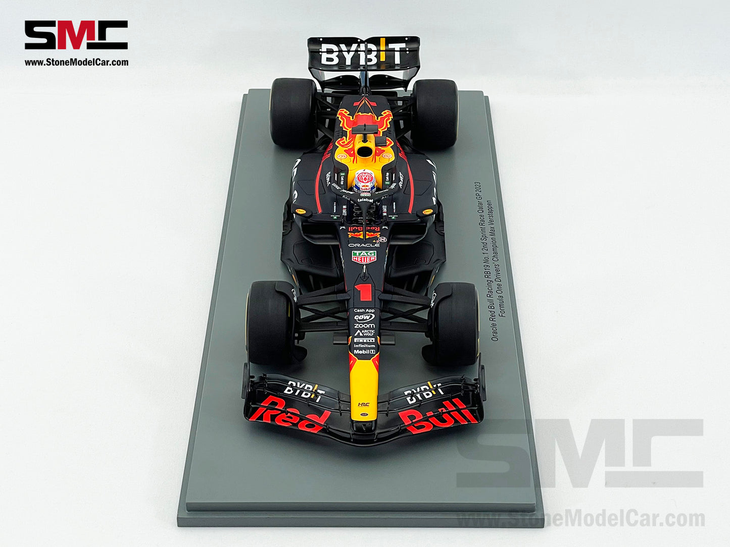 Red Bull F1 RB19 #1 Max Verstappen Winner Qatar GP 2023 World Champion Spark 1:18 18S909
