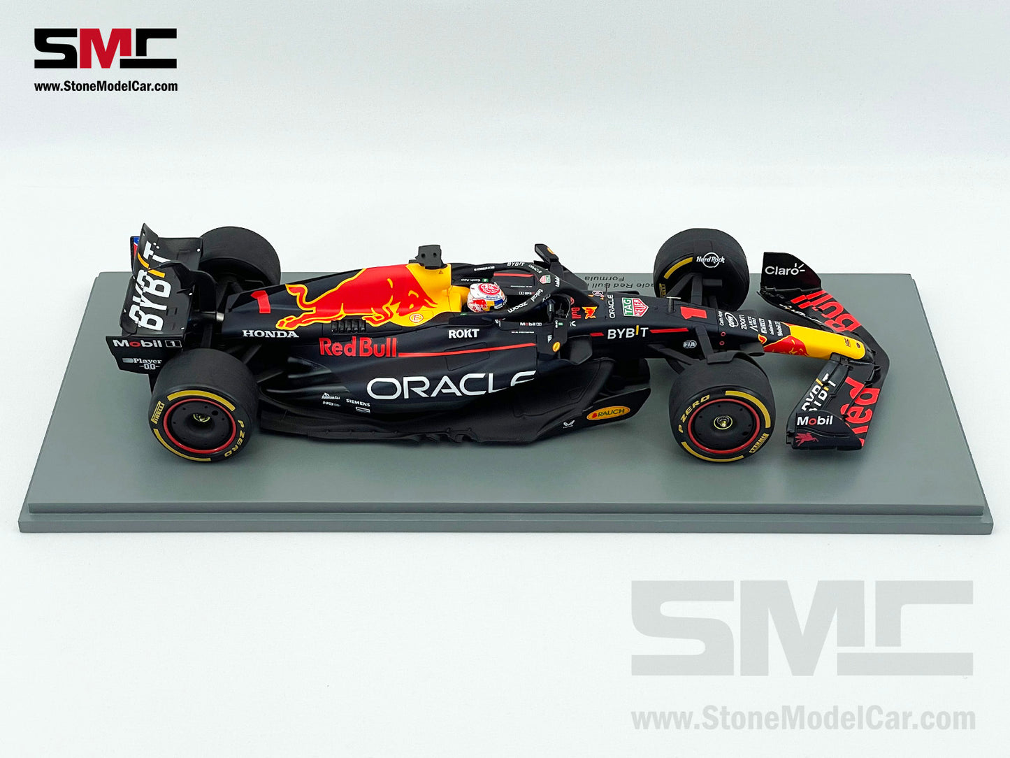 Red Bull F1 RB19 #1 Max Verstappen Winner Qatar GP 2023 World Champion Spark 1:18 18S909