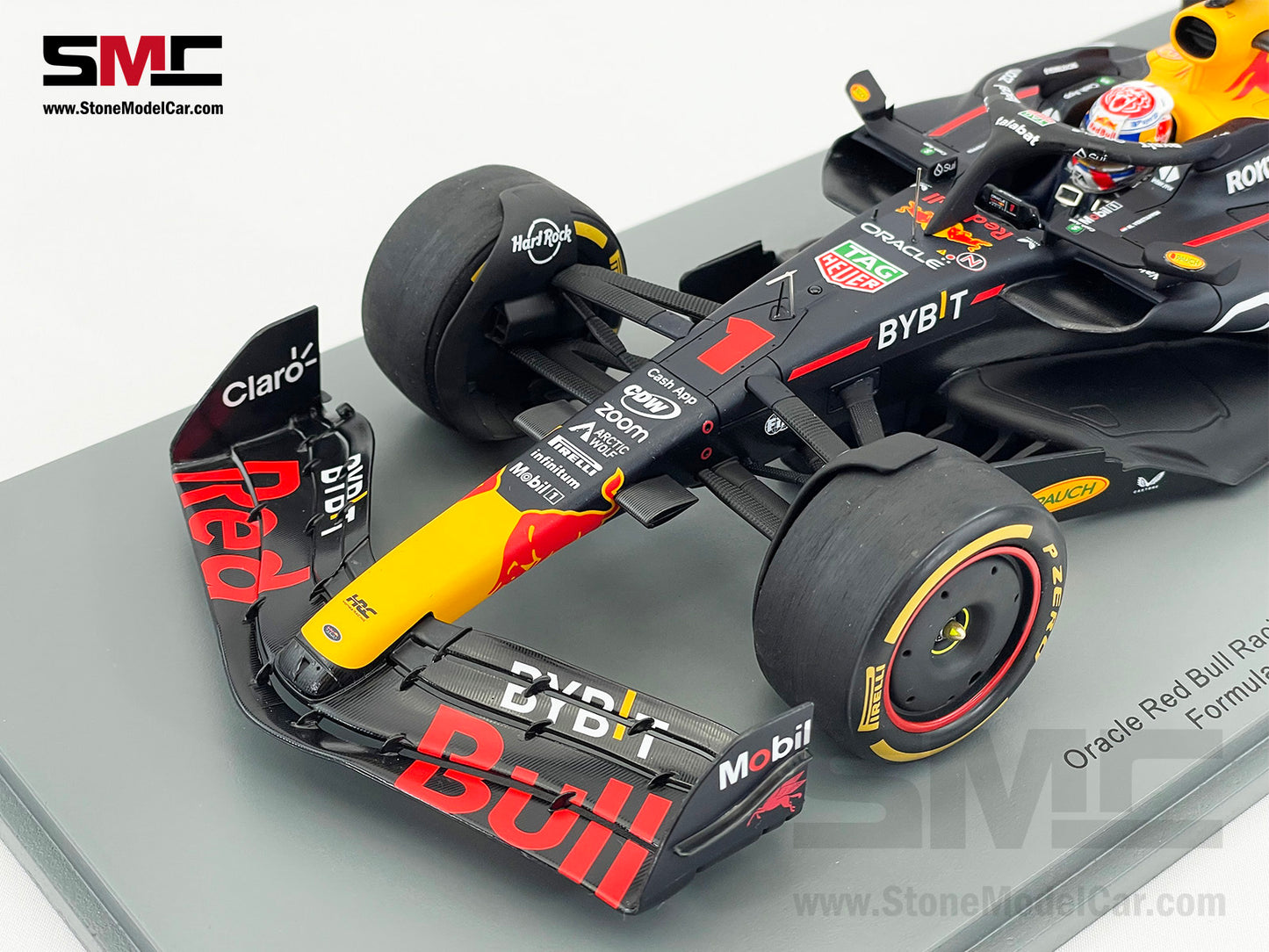 Red Bull F1 RB19 #1 Max Verstappen Winner Qatar GP 2023 World Champion Spark 1:18 18S909