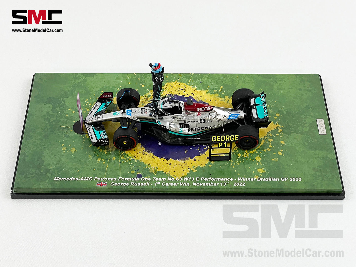 2022 F1 Mercedes W13 #63 George Russell Brazil GP 1st Win Spark 1:43 with Figure