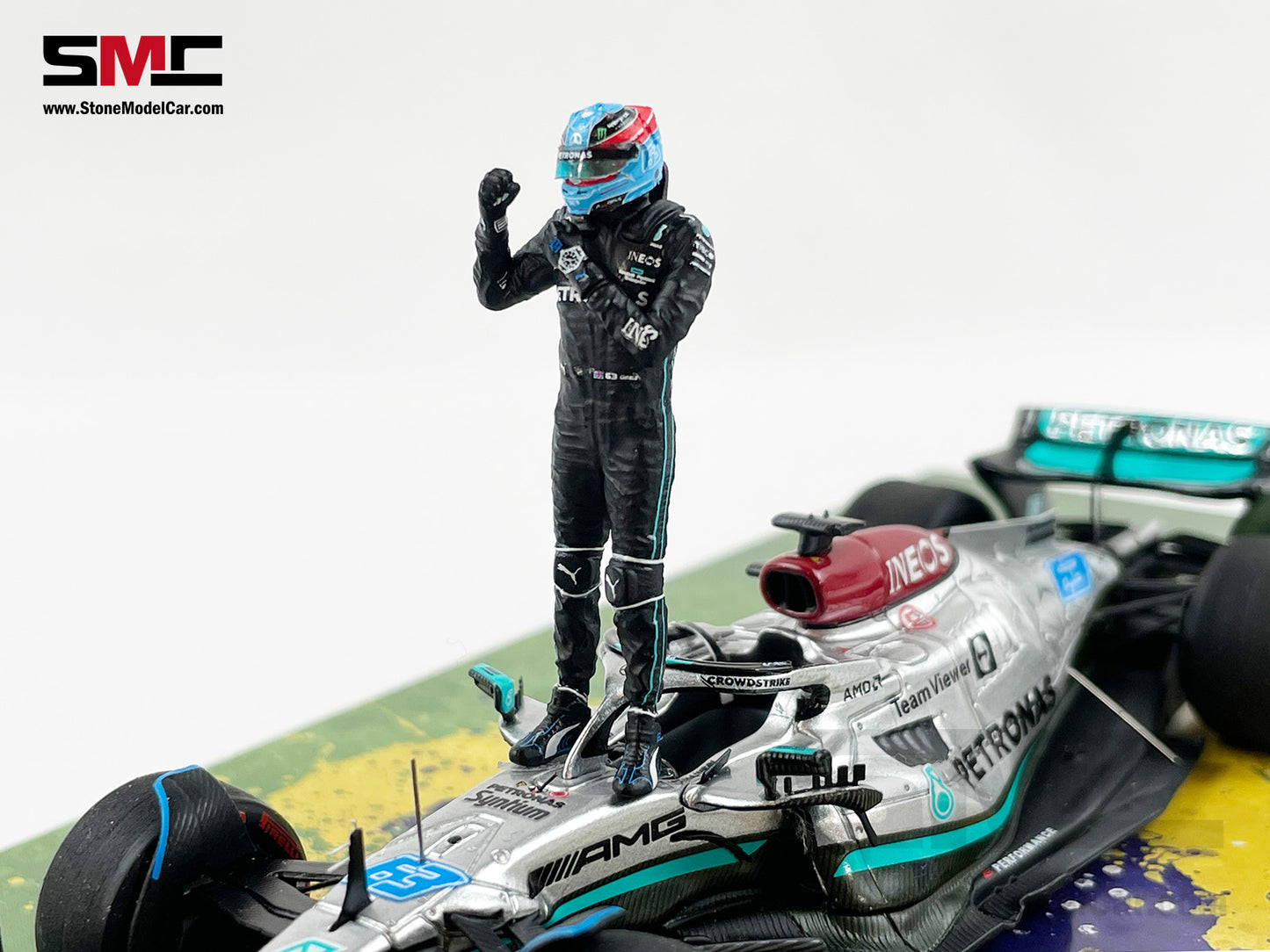 2022 F1 Mercedes W13 #63 George Russell Brazil GP 1st Win Spark 1:43 with Figure