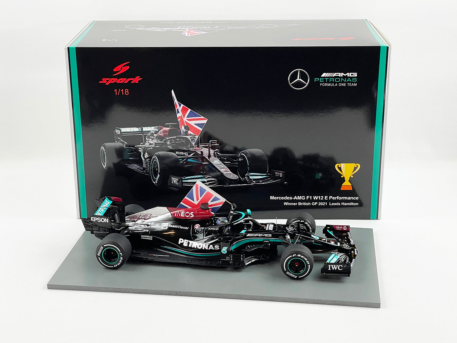 Mercedes F1 W12 #44 Lewis Hamilton British GP 2021 with Flag Spark 1:1 –  Stone Model