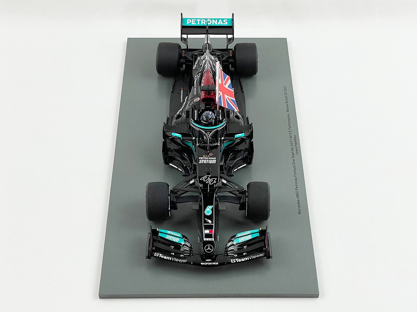 Mercedes F1 W12 #44 Lewis Hamilton British GP 2021 with Flag Spark 1:1 –  Stone Model