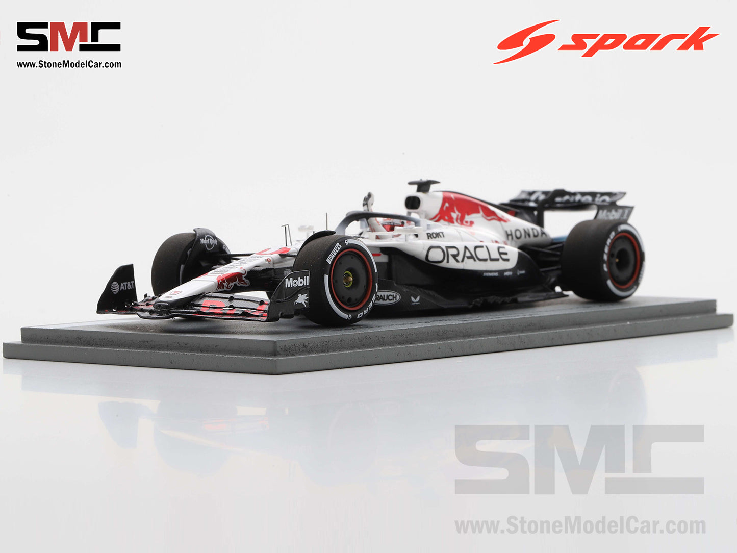 [Pre-Order] Red Bull F1 RB21 #1 Max Verstappen Japanese GP Winner 2025 1:43 Spark S9594