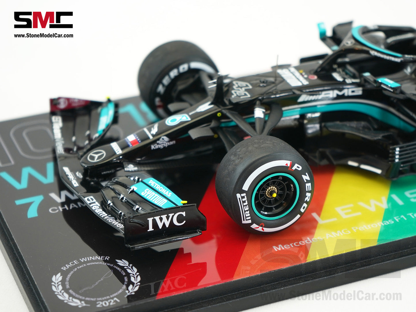 Mercedes AMG F1 W12 #44 Lewis Hamilton Saudi Arabian GP 2021 Winner 1:18 Spark Figure Edition