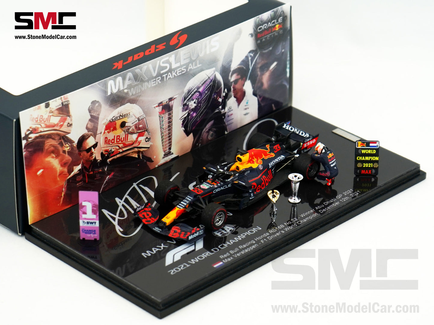 Red Bull RB16B #33 Max Verstappen Abu Dhabi GP Winner 2021 F1 World Champion 1:43 Spark Figure