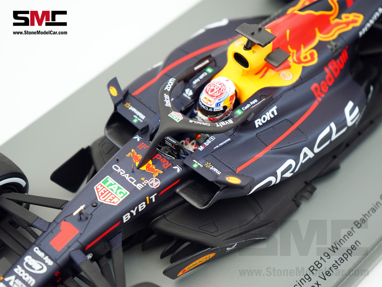 Red Bull F1 RB19 #1 Max Verstappen Winner Bahrain GP 2023 World Champion Spark 1:18 18S884
