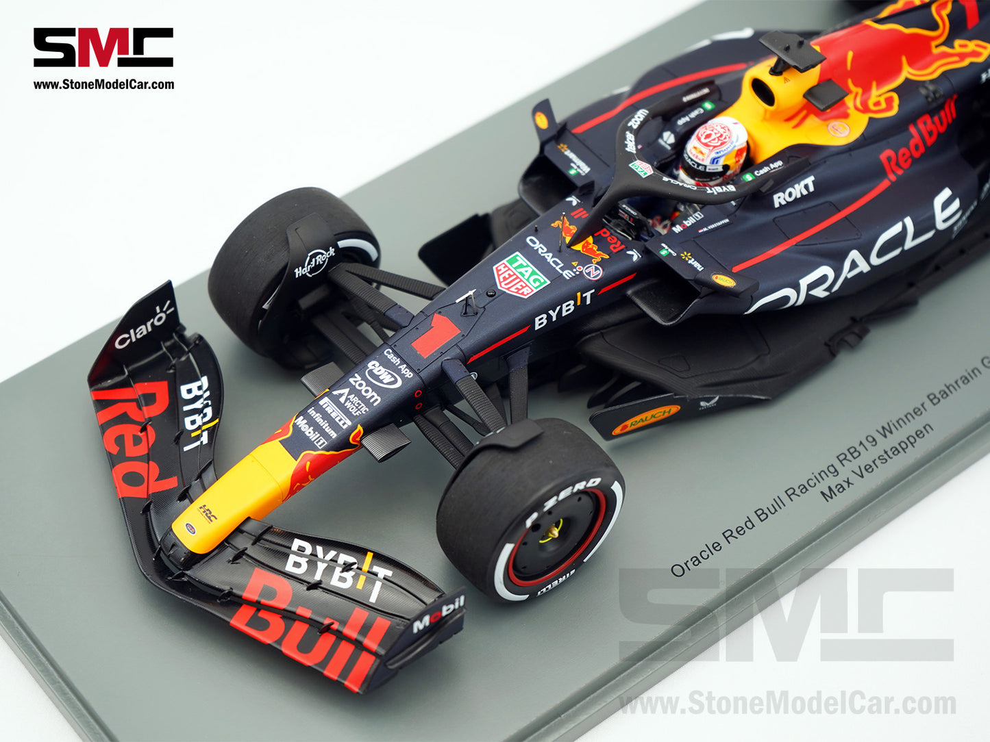 Red Bull F1 RB19 #1 Max Verstappen Winner Bahrain GP 2023 World Champion Spark 1:18 18S884