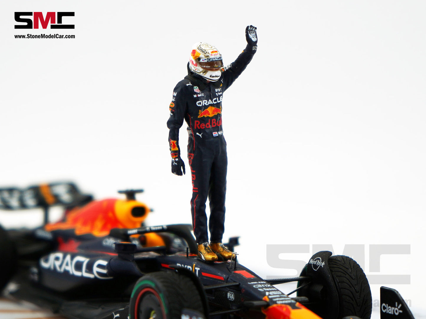 Red Bull F1 RB18 #1 Max Verstappen Japan GP Winner 2022 World Champion Spark 1:43 Figure Special