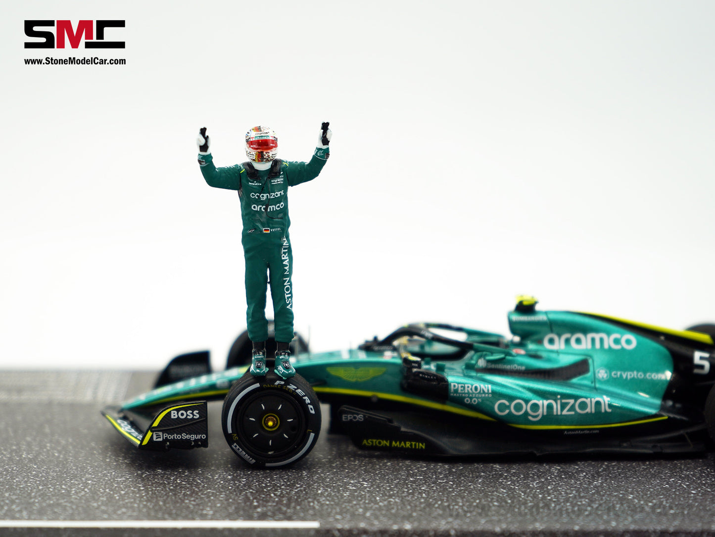 Aston Martin F1 AMR22 #5 Sebastian Vettel Abu Dhabi GP Last Race 2022 1:43 Spark with Figure