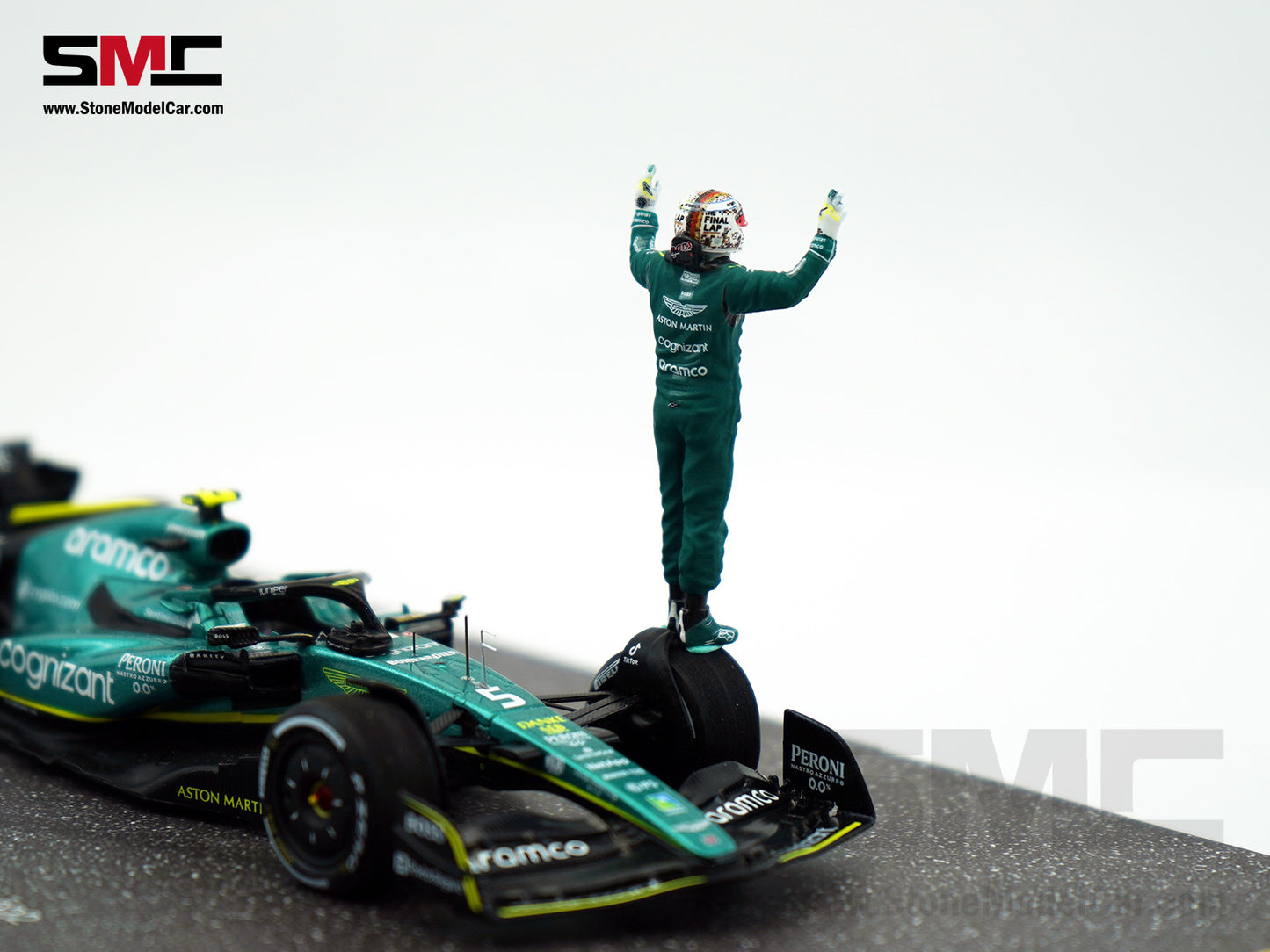 Aston Martin F1 AMR22 #5 Sebastian Vettel Abu Dhabi GP Last Race 2022 1:43 Spark with Figure