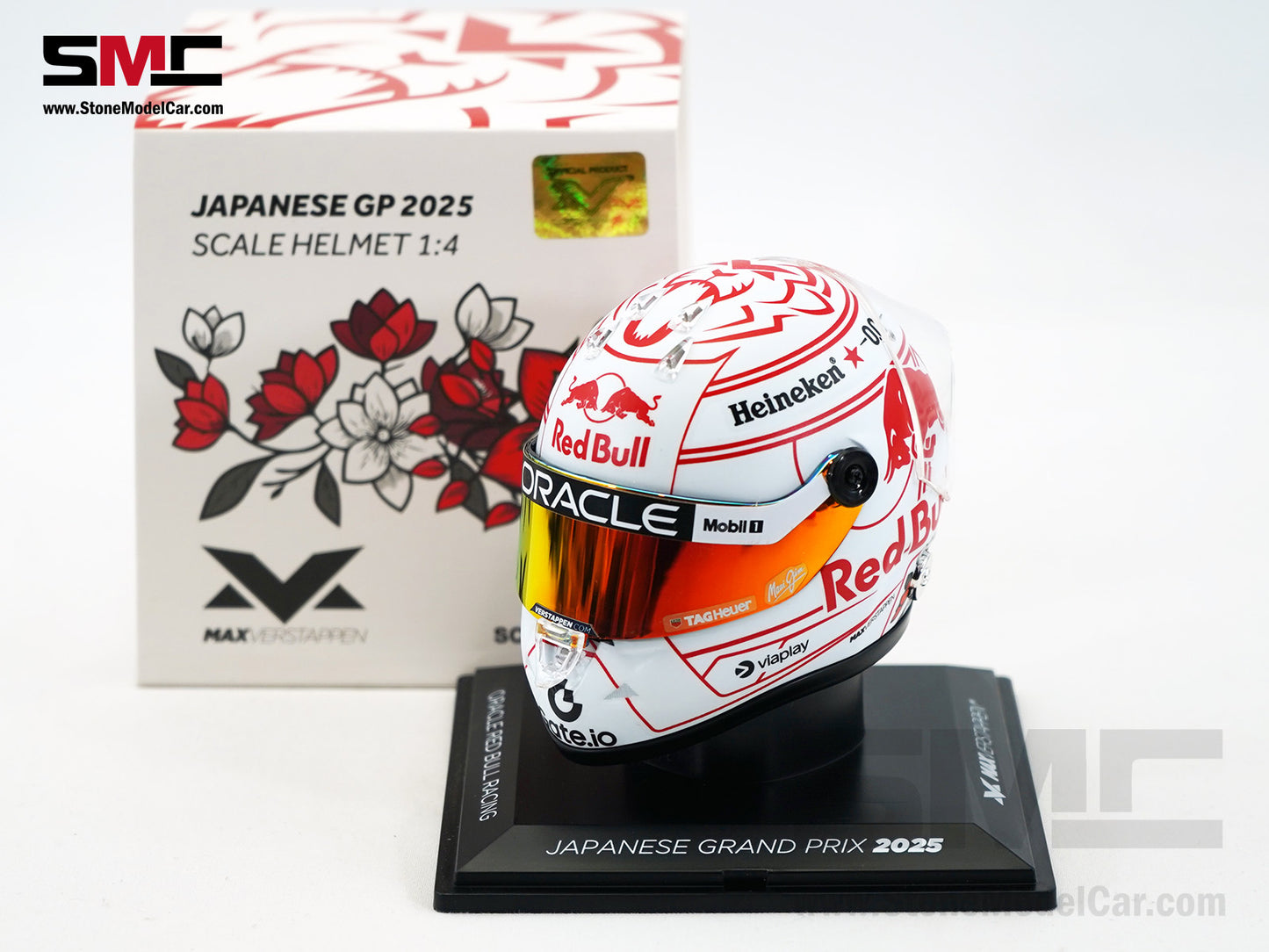 Red Bull F1 RB21 #1 Max Verstappen Japan GP 2025 Special Livery Schuberth 1:4 Miniature Helmet