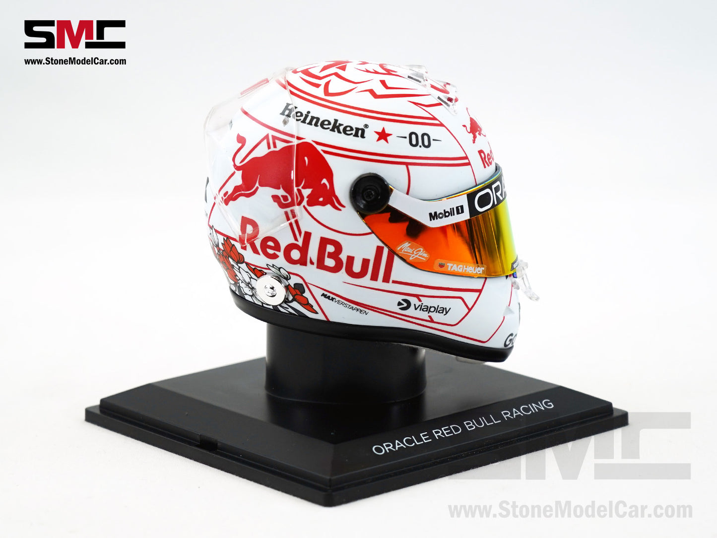 Red Bull F1 RB21 #1 Max Verstappen Japan GP 2025 Special Livery Schuberth 1:4 Miniature Helmet
