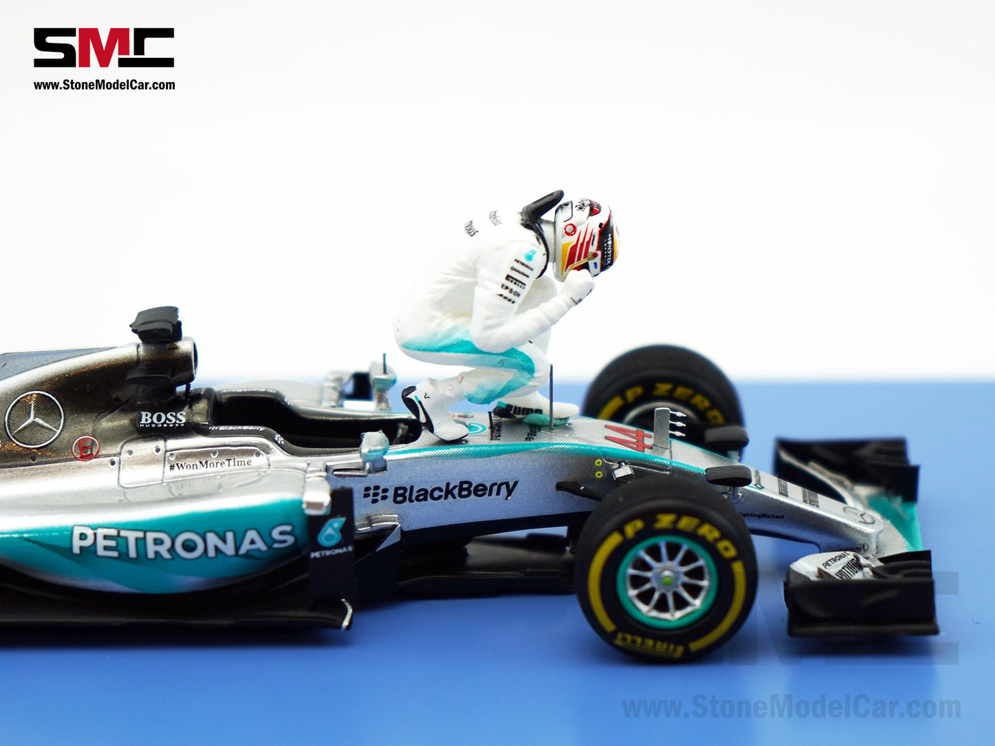 2015 3x World Champion Mercedes F1 W06 #44 Lewis Hamilton US GP 1:43 Spark Special Figure Edition