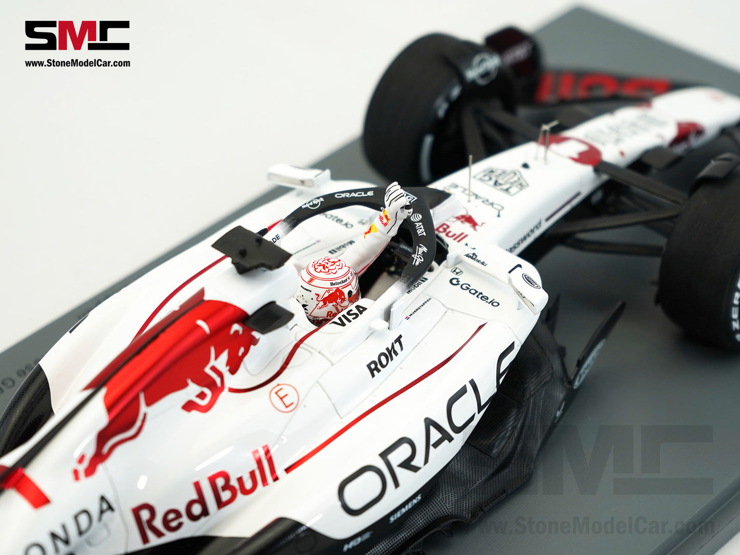 [Pre-Order] Red Bull F1 RB21 #1 Max Verstappen Japanese GP Winner 2025 1:18 Spark 18S1004