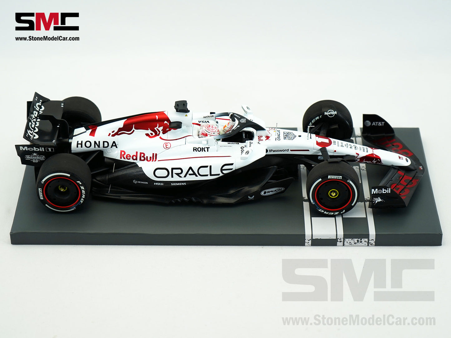 Red Bull F1 RB21 #1 Max Verstappen Japanese GP Winner 2025 1:18 MINICHAMPS MV Edition