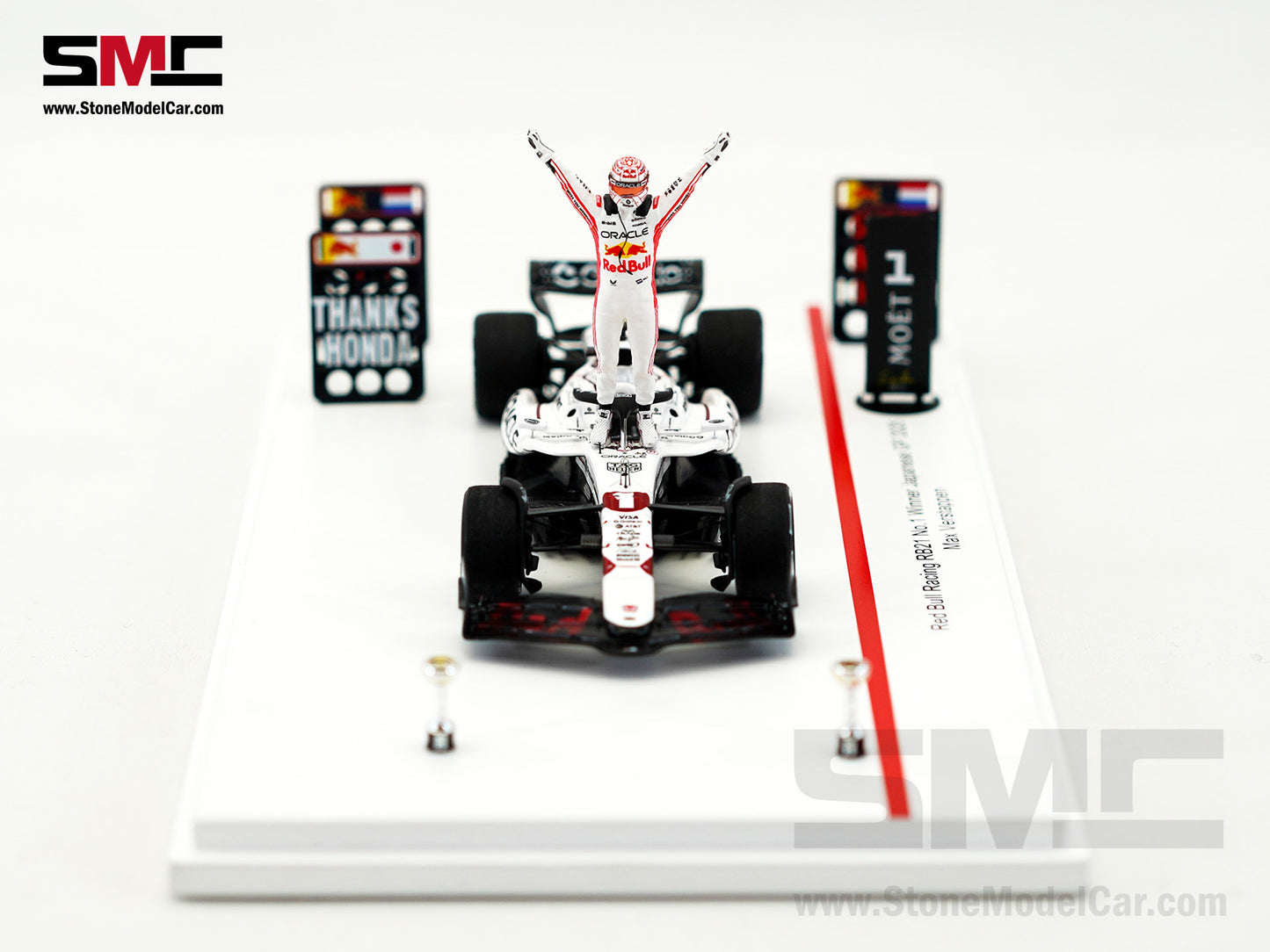 [Pre-Order] Red Bull F1 RB21 #1 Max Verstappen Japanese GP Winner 2025 1:43 Spark Figure Special