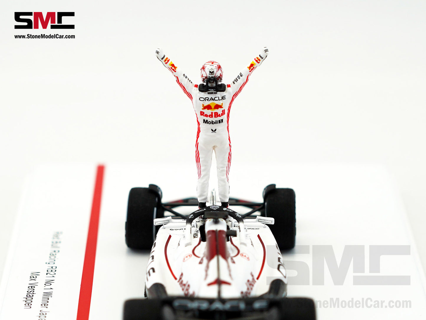 [Pre-Order] Red Bull F1 RB21 #1 Max Verstappen Japanese GP Winner 2025 1:43 Spark Figure Special