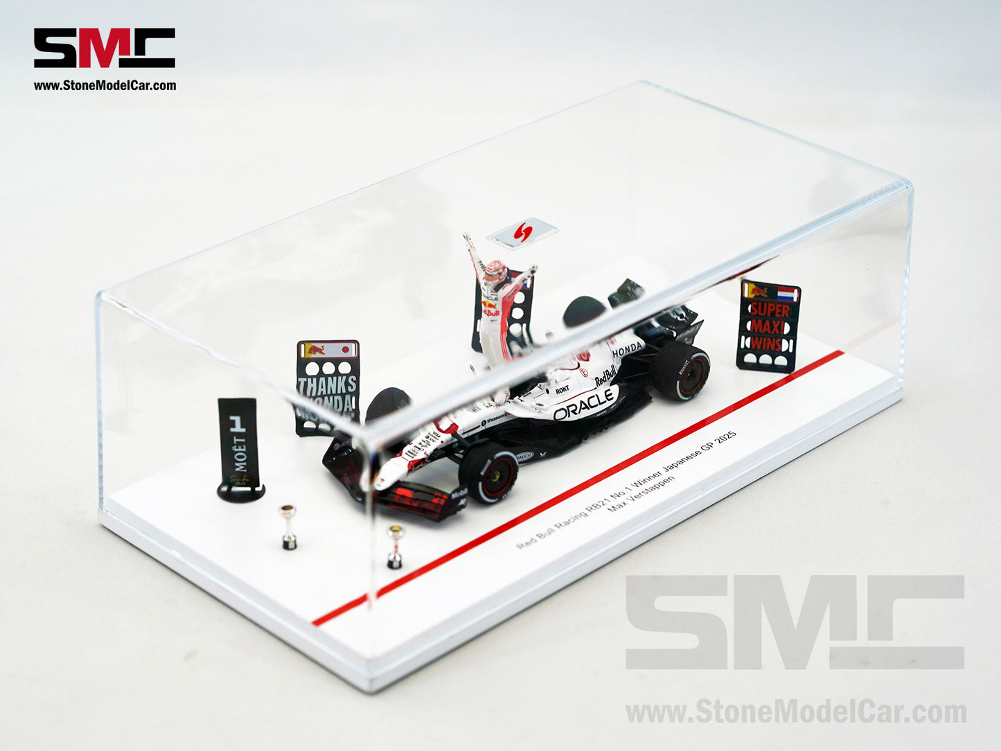 [Pre-Order] Red Bull F1 RB21 #1 Max Verstappen Japanese GP Winner 2025 1:43 Spark Figure Special