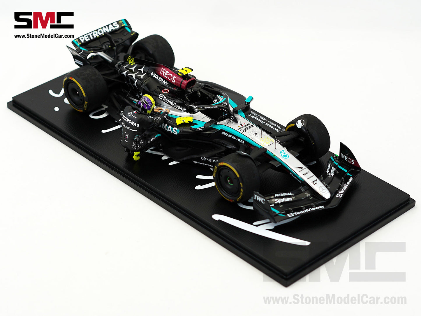 Mercedes F1 W15 #44 7x World Champion Lewis Hamilton Abu Dhabi GP 2024  1:18 Spark Figure Special Edition