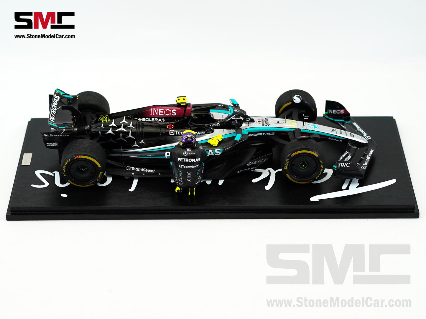 Mercedes F1 W15 #44 7x World Champion Lewis Hamilton Abu Dhabi GP 2024  1:18 Spark Figure Special Edition