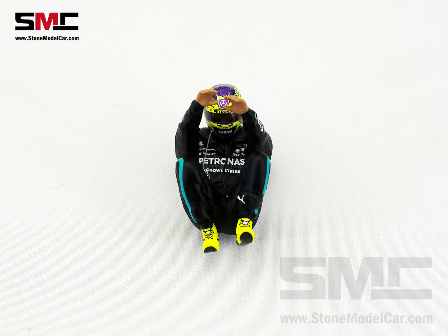 Mercedes F1 W15 #44 7x World Champion Lewis Hamilton Abu Dhabi GP 2024  1:18 Spark Figure Special Edition