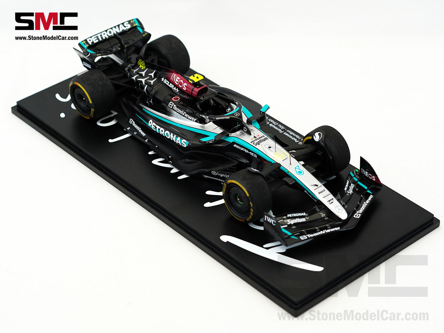 Mercedes F1 W15 #44 7x World Champion Lewis Hamilton Abu Dhabi GP 2024  1:18 Spark Figure Special Edition