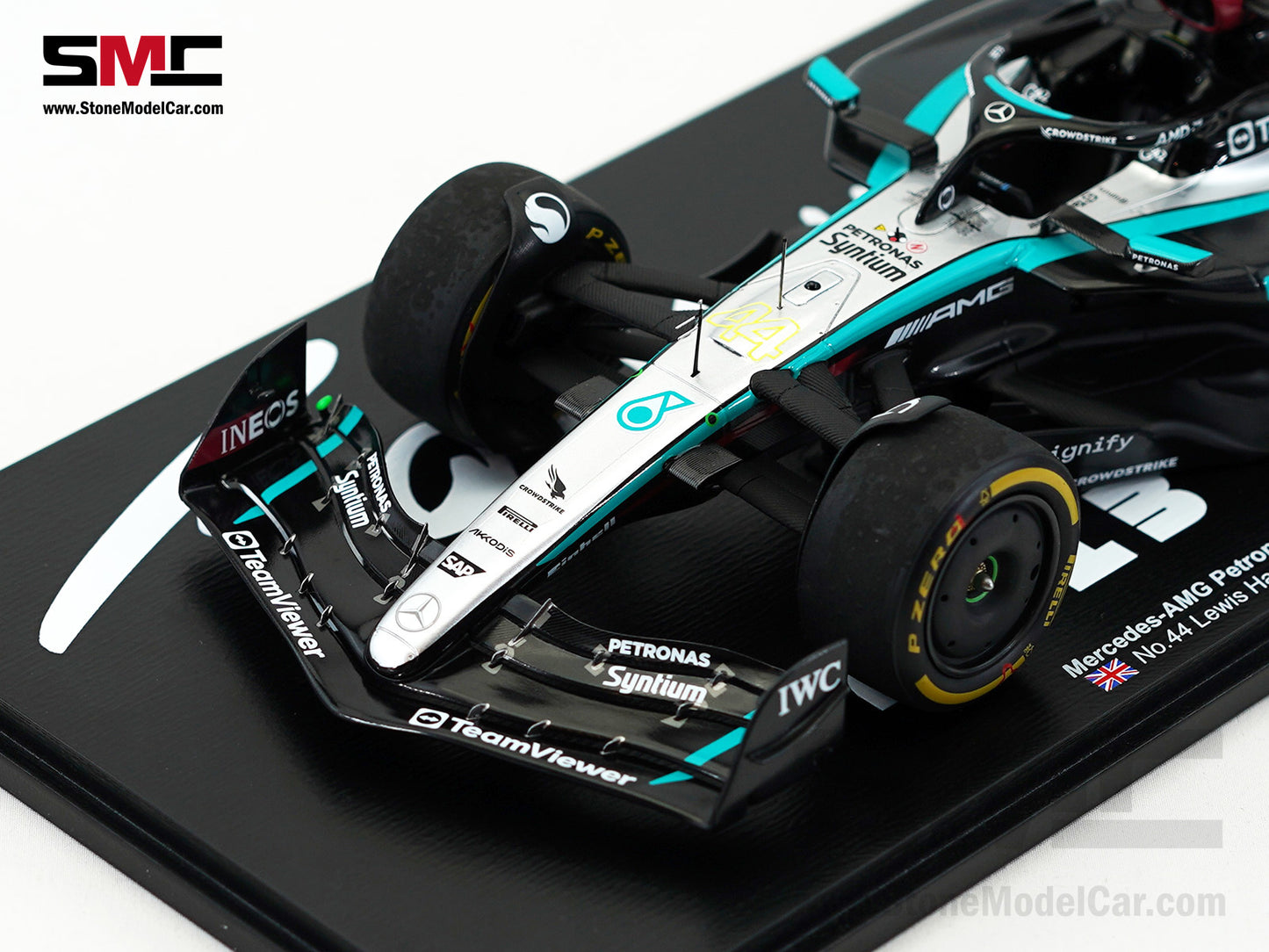 Mercedes F1 W15 #44 7x World Champion Lewis Hamilton Abu Dhabi GP 2024  1:18 Spark Figure Special Edition