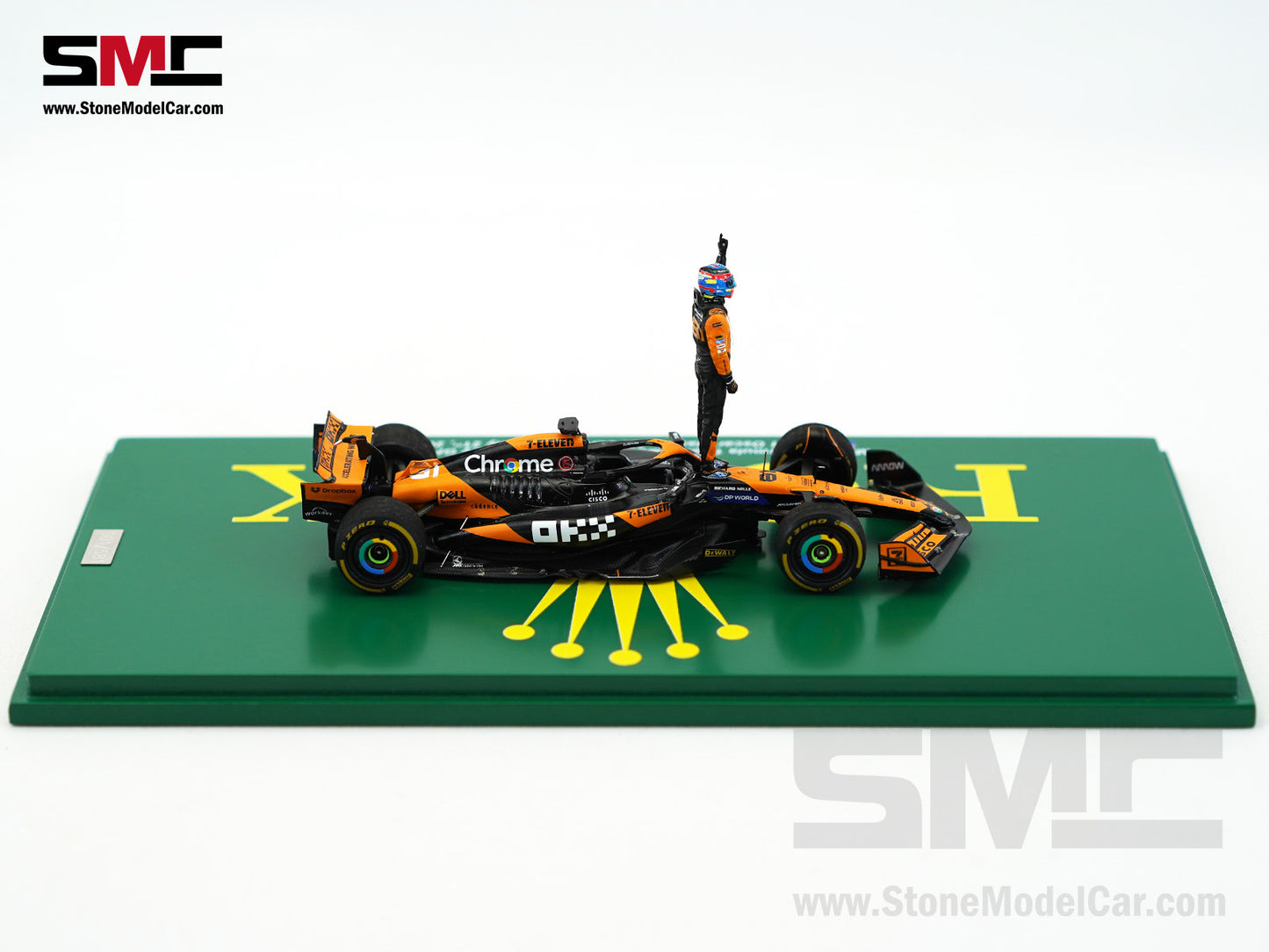 McLaren F1 MCL38 #81 Oscar Piastri Hungary GP Winner 2024 1st Career Win 1:43 Spark Figure Special