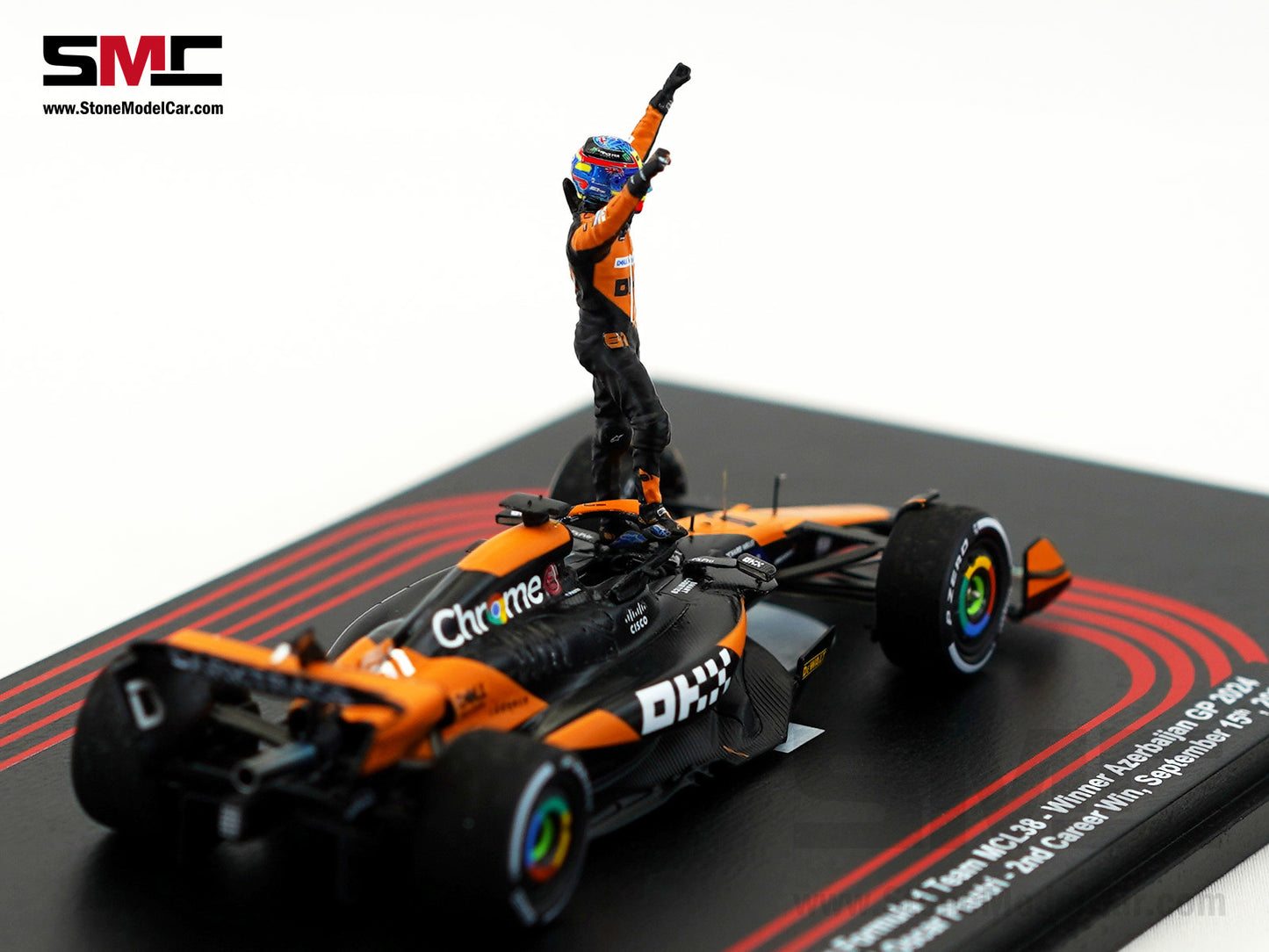 McLaren F1 MCL38 #81 Oscar Piastri Azerbaijan GP Winner 2024 2nd Career Win 1:43 Spark Figure Special