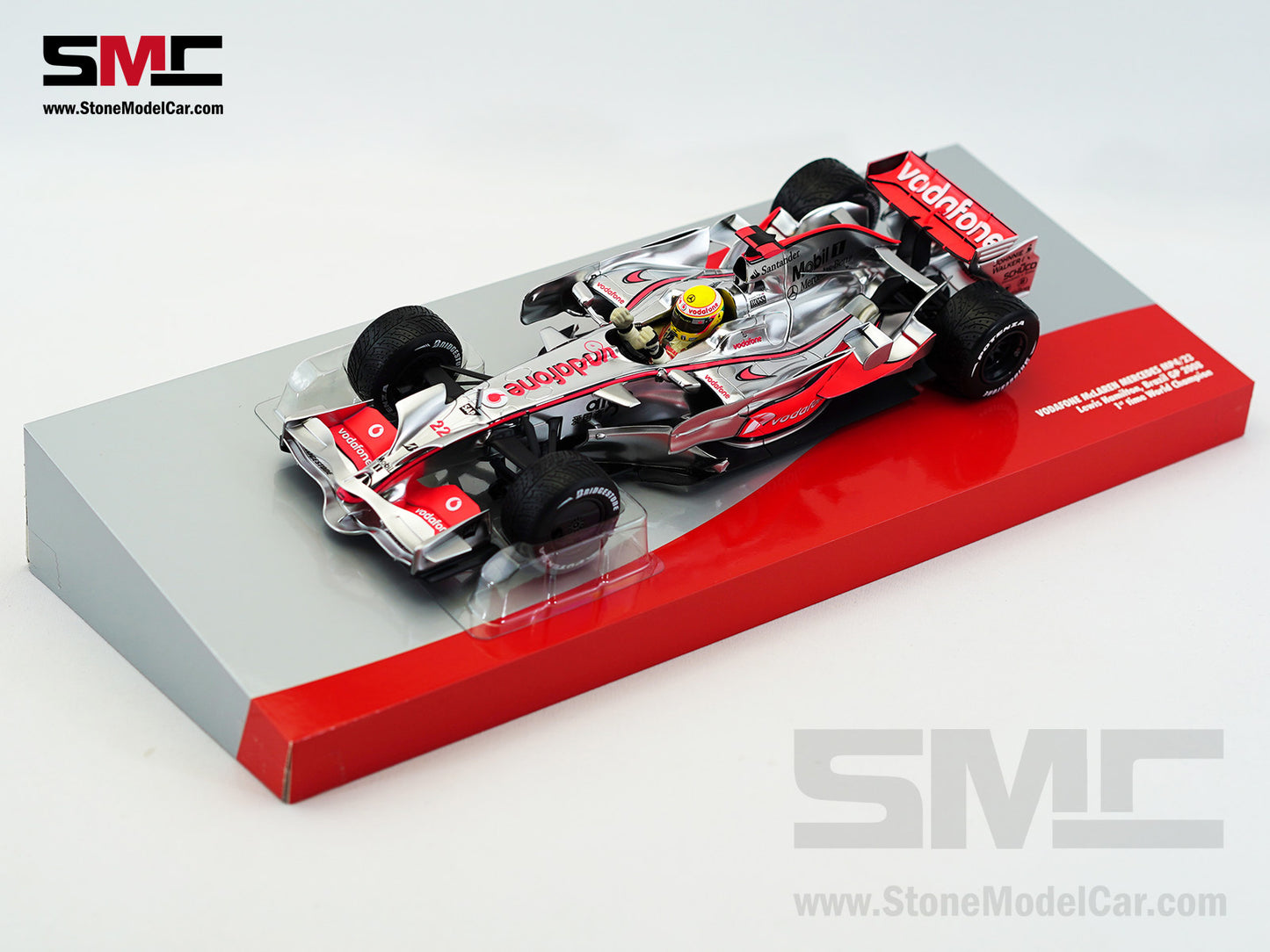 Mclaren Mercedes F1 MP4/23 #22 Lewis Hamilton Brazil GP 2008 World Champion 1:18 MINICHAMPS Gift Box
