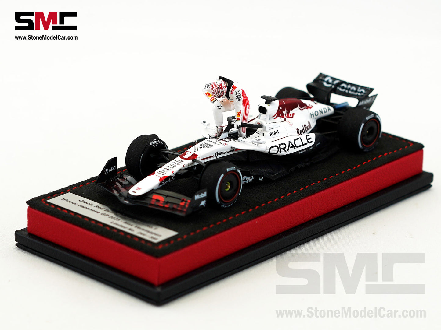 Red Bull F1 RB21 #1 Max Verstappen Japanese GP Winner 2025 1:43 Spark Figure Edition