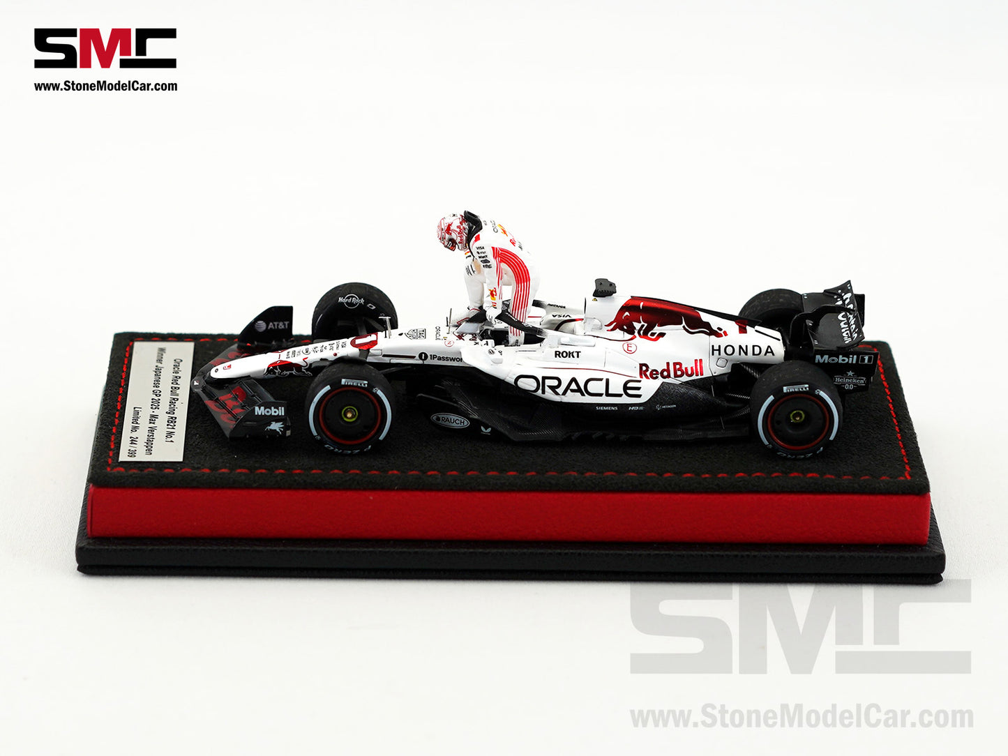 Red Bull F1 RB21 #1 Max Verstappen Japanese GP Winner 2025 1:43 Spark Figure Edition
