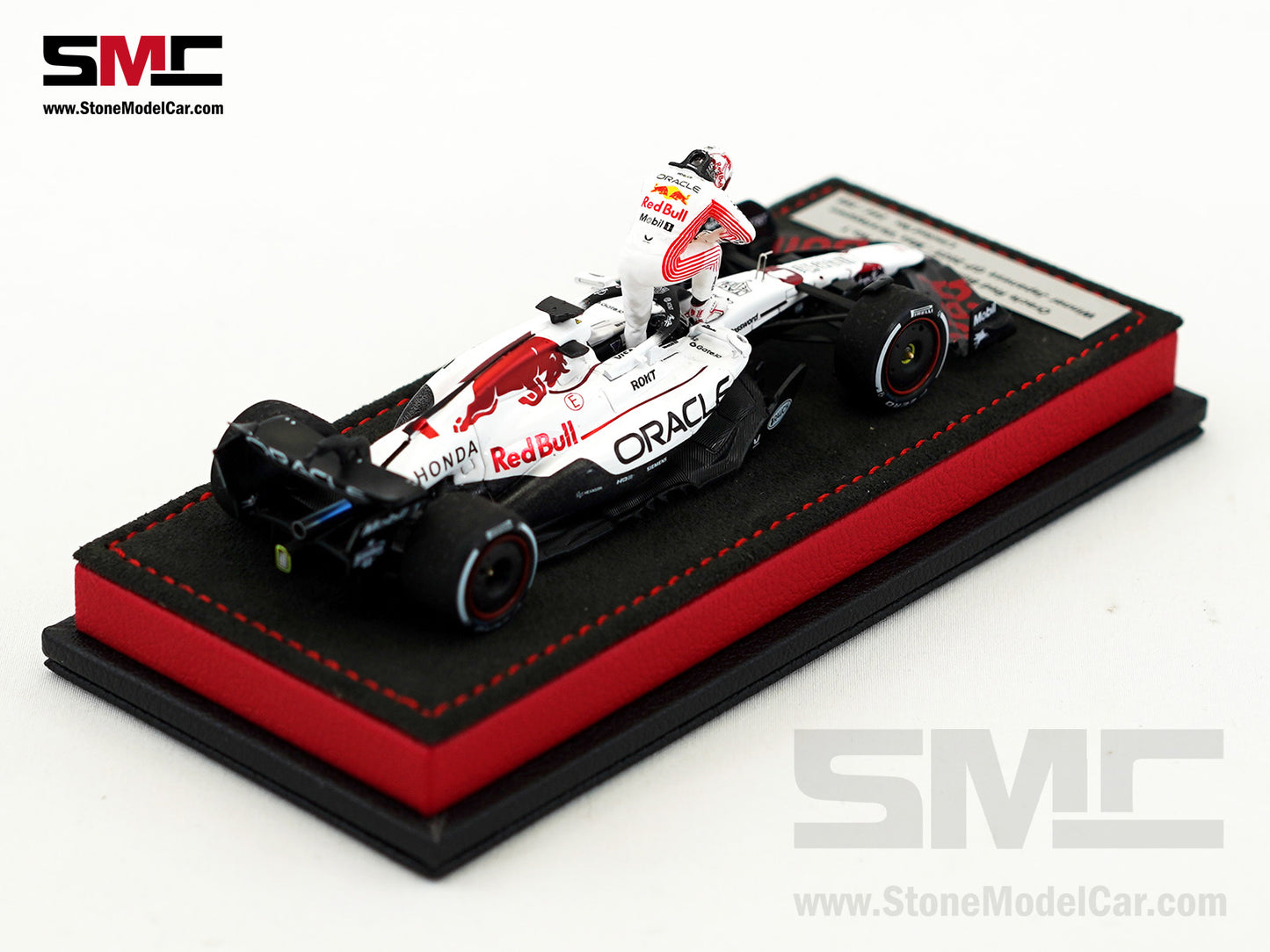 Red Bull F1 RB21 #1 Max Verstappen Japanese GP Winner 2025 1:43 Spark Figure Edition