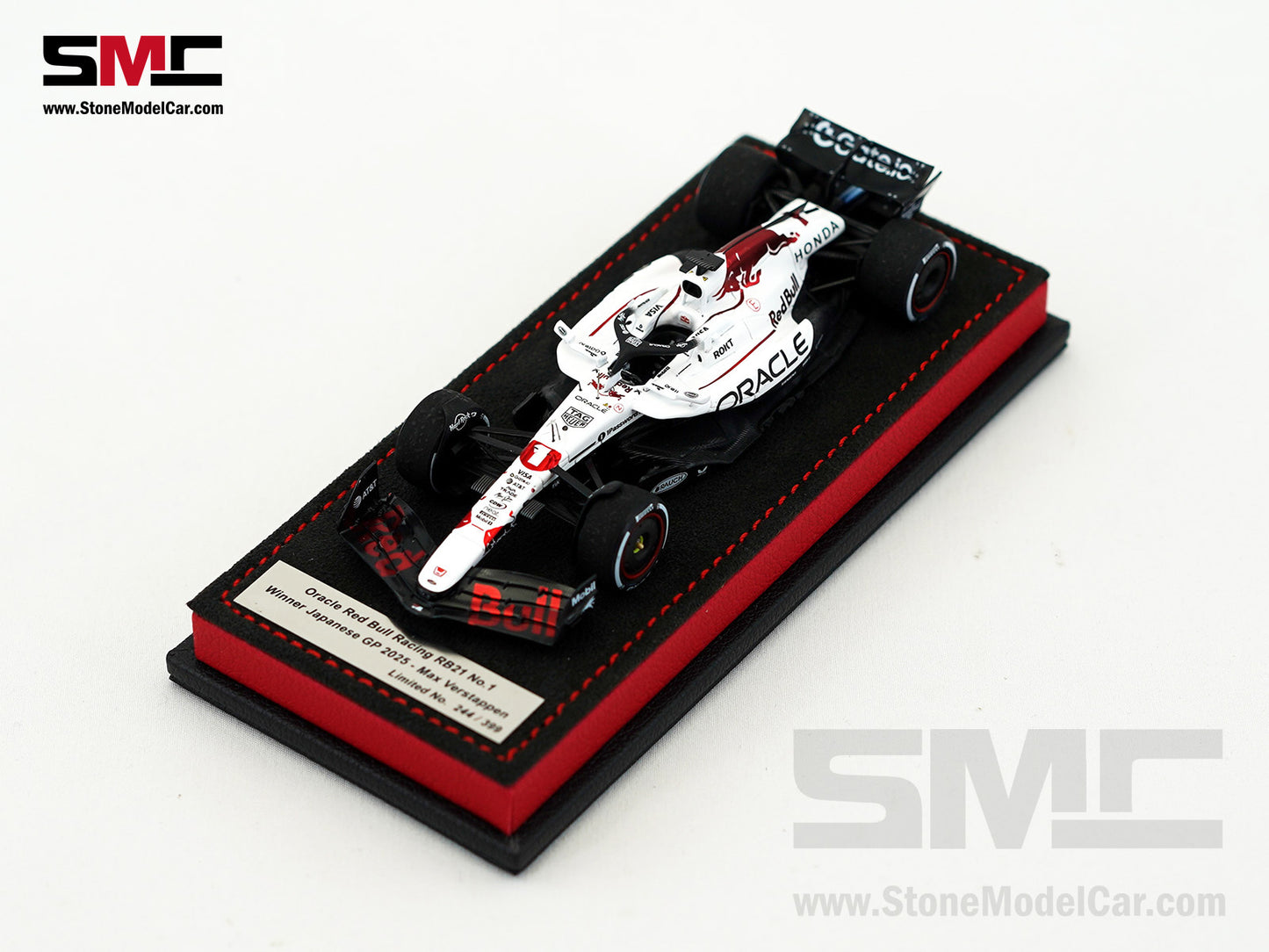 Red Bull F1 RB21 #1 Max Verstappen Japanese GP Winner 2025 1:43 Spark Figure Edition