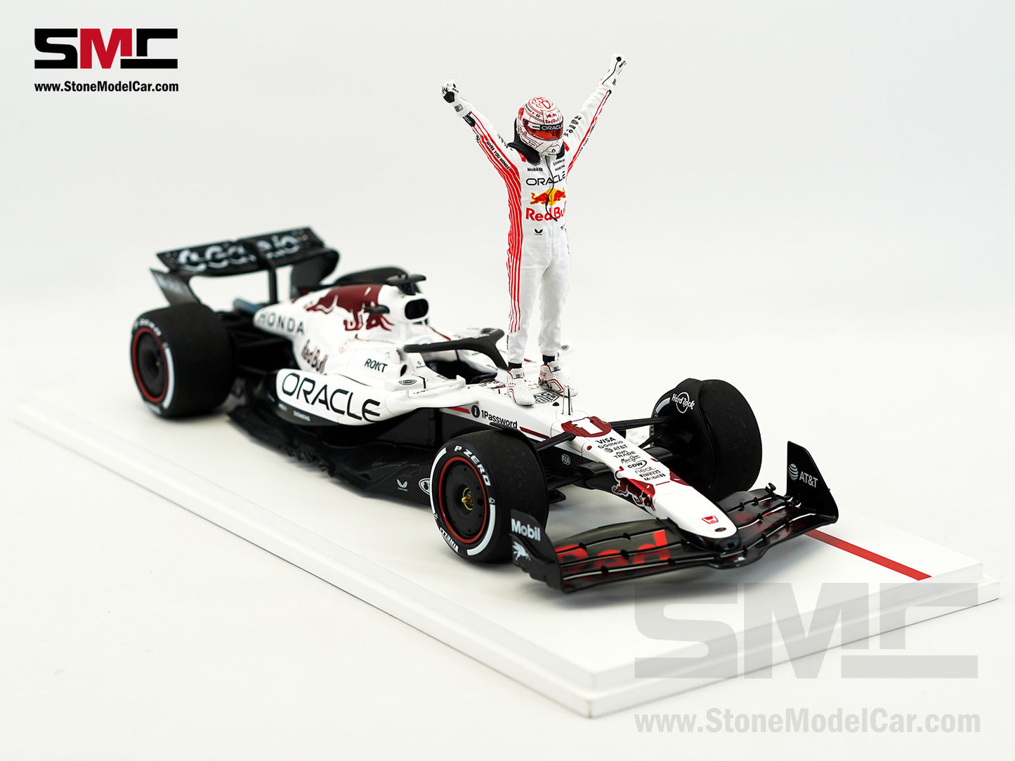 Red Bull F1 RB21 #1 Max Verstappen Japanese GP Winner 2025 1:18 Spark Figure Special