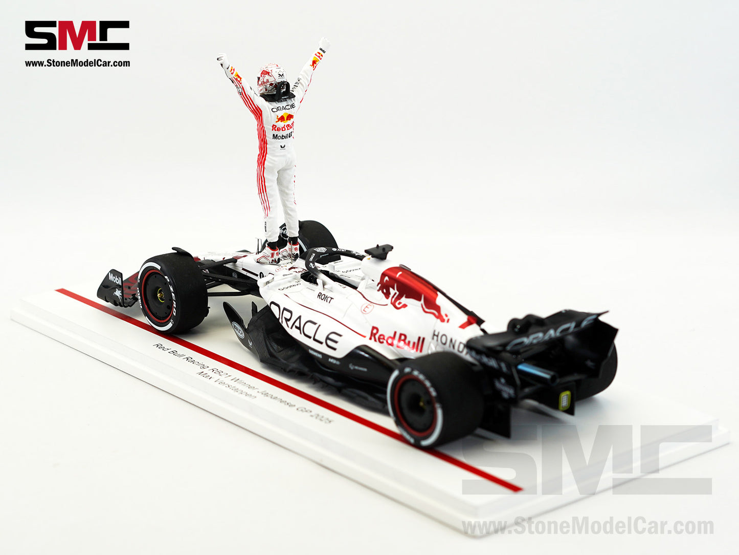 Red Bull F1 RB21 #1 Max Verstappen Japanese GP Winner 2025 1:18 Spark Figure Special