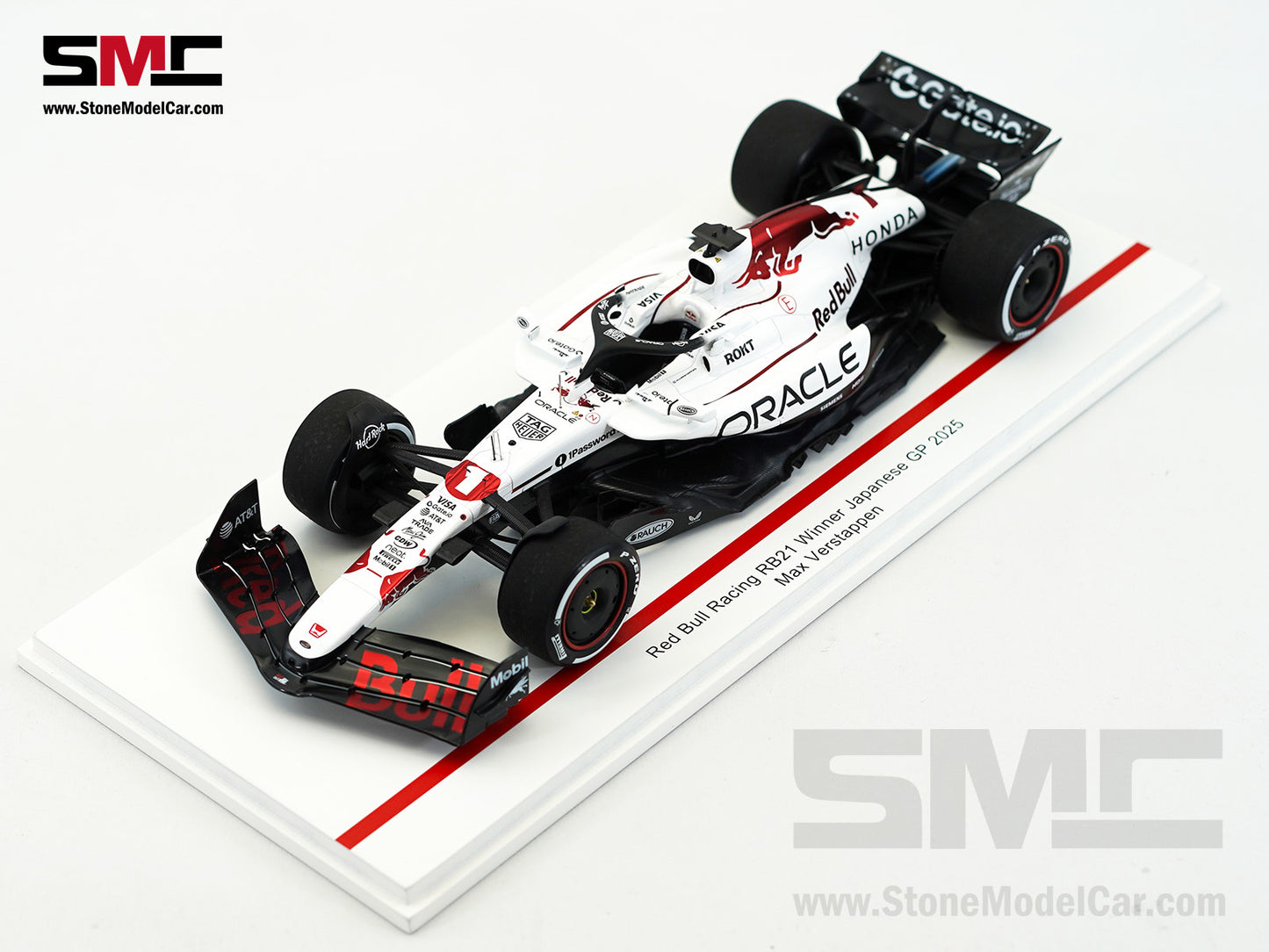 Red Bull F1 RB21 #1 Max Verstappen Japanese GP Winner 2025 1:18 Spark Figure Special