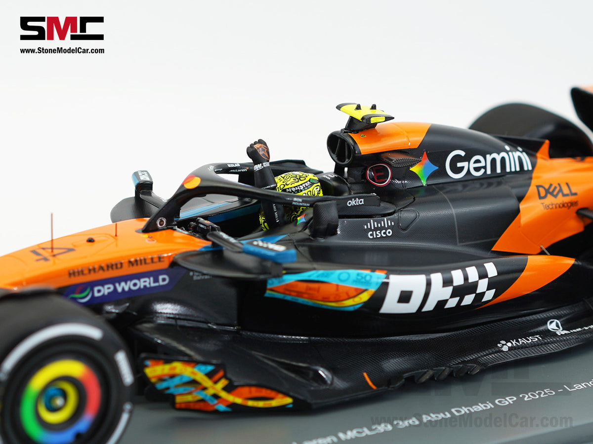 McLaren F1 MCL39 #4 Lando Norris Abu Dhabi GP 2025 World Champion 1:18 Spark 18S1118