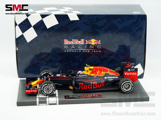 Red Bull F1 RB12 #33 Max Verstappen 1st Career Win Spanish GP 2016 1:18 MINICHAMPS