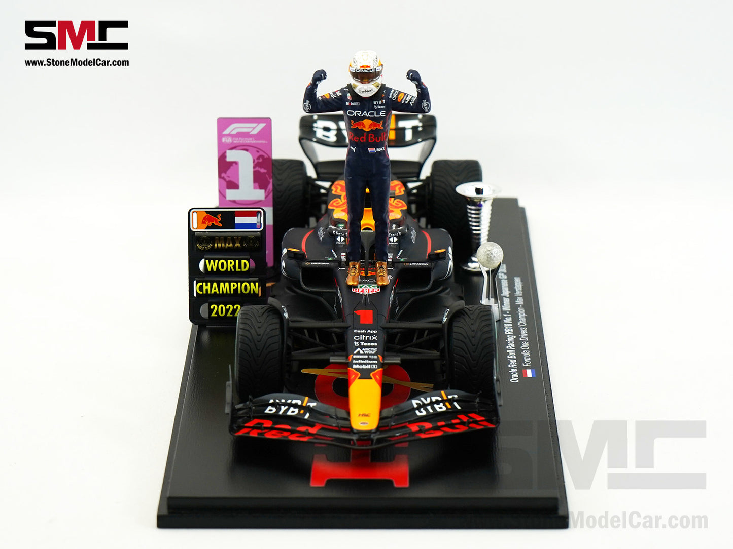 2022 World Champion #1 Max Verstappen Red Bull F1 RB18 Winner Japan GP Spark 1:18 Figure Special